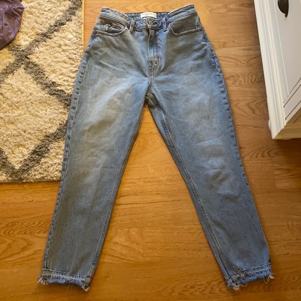 NWT Abercrombie mom jeans